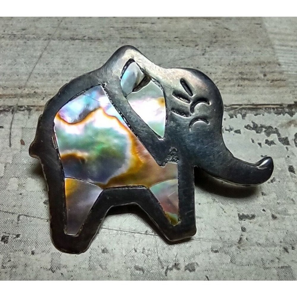 Vintage Taxco Sterling Silver Abalone Shell Inlaid Elephant Brooch Pin Mexico